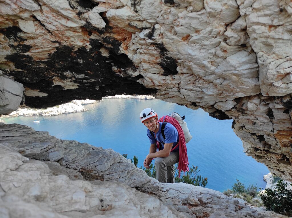 Escalade grande voie - Calanques - Bec de Sormiou - Voie du Couchant