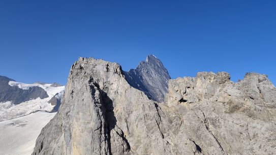 Mountaineering - Major routes - Eiger, Mittellegi ridge, full traverse