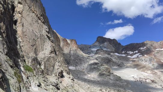 Escalade grande voie granit - Aiguille Dibonna et refuge du Soreiller